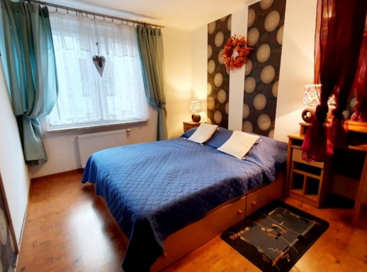 TERESA I J&Oacute;ZEF 