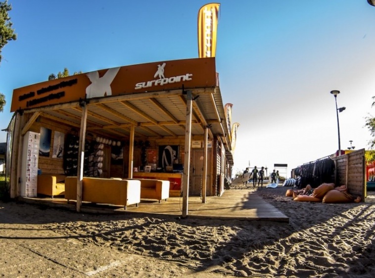 SurfPoint pod cyprysami