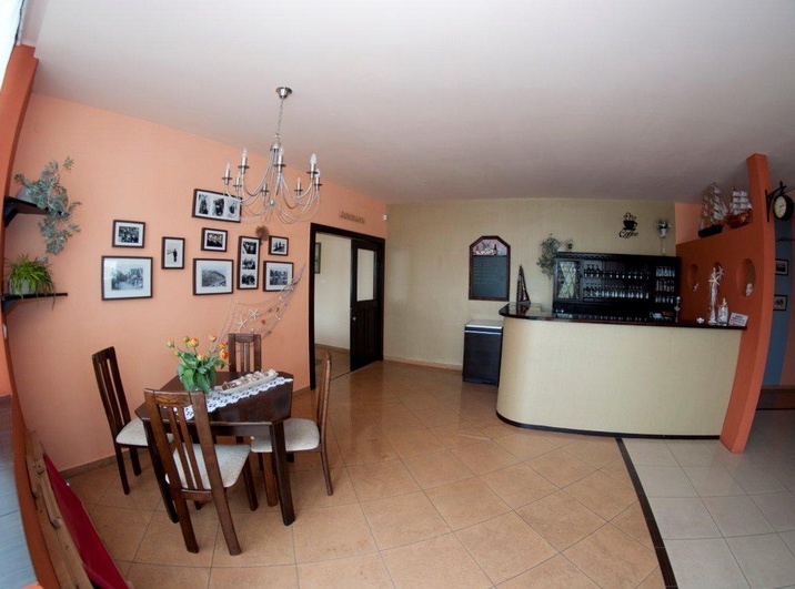 Ośrodek Wypoczynkowy Aga barek przy wyjściu na taras?v=1.0.1