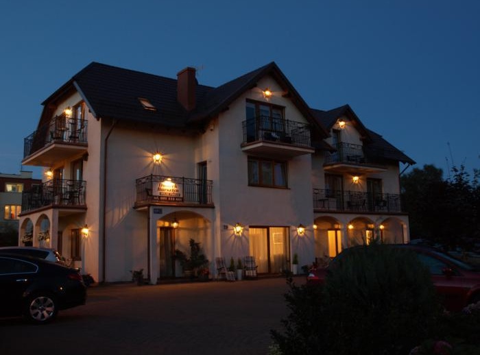 Dworek Bursztyn ?v=1.0.1