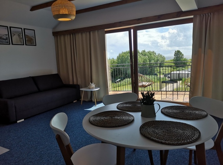Na Fali - apartamenty z widokiem na Zatokę Pucką  ?v=1.0.1