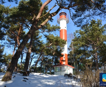 Obecna latarnia morska w Jastarni powstała w 1950 roku na miejscu latarni zniszczonej w trakcie działań wojennych.