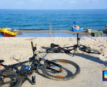 Kuźnica - rowerem można przejechać cały P&oacute;łwysep Helski. 
